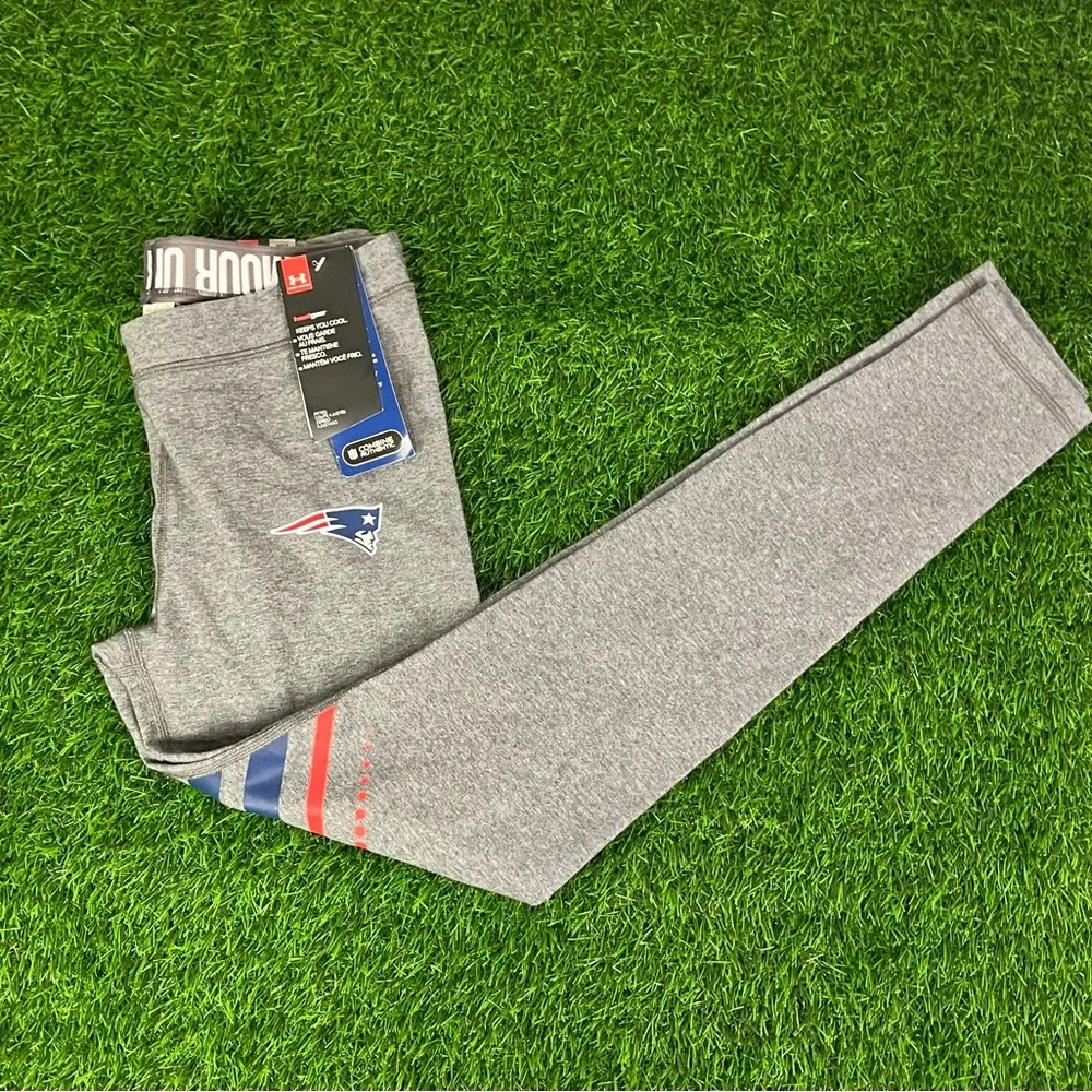 Under Armour NFL New England Patriots Women's HeatGear Ankle Leggings SZ. S - Picture 1 of 15